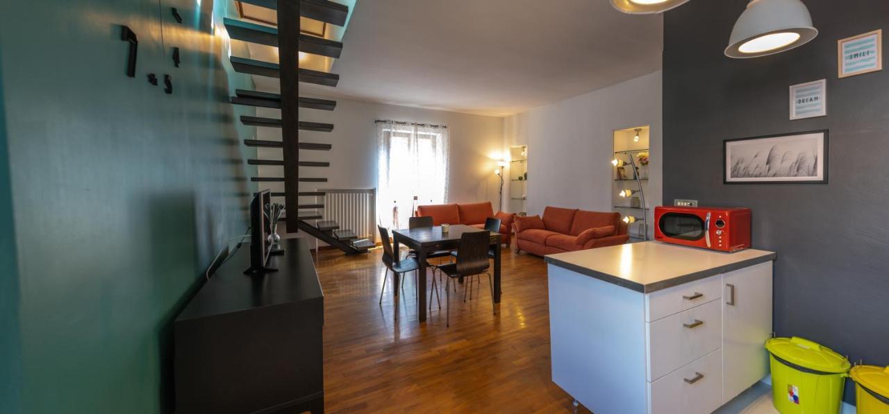 Ferienwohnung Centro Storico-Dimora Con Terrazza- Wi-Fi E Ac Asti Exterior foto