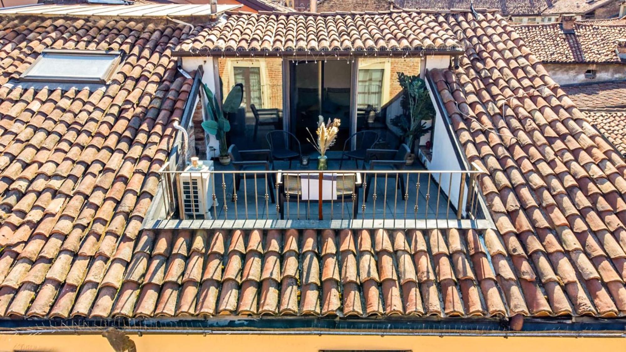 Ferienwohnung Centro Storico-Dimora Con Terrazza- Wi-Fi E Ac Asti Exterior foto